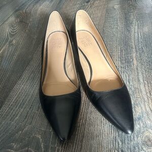 Naturalizer Women's Black Leather Pumps